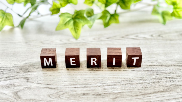 歯医者でクリーニングを受けるメリットのイメージ